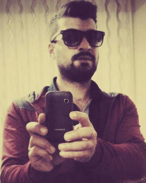 esatTMZL's profile picture. 