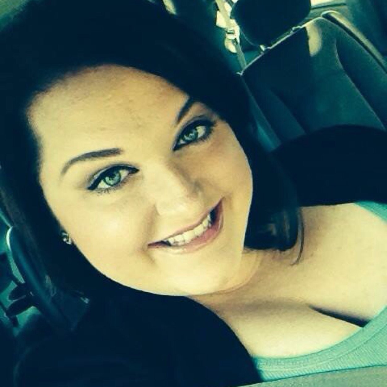 CRPS/RSD-Hairstylist-Skin/Makeup Specialist-Daughter-Aunt-Sister-Friend