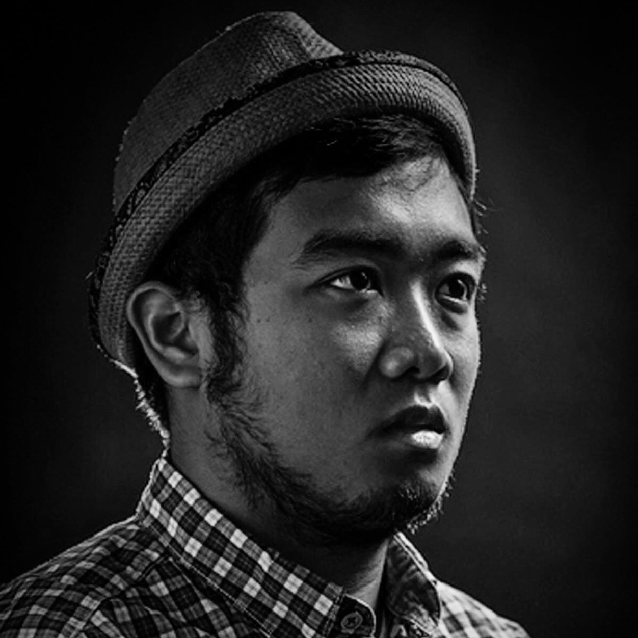 A History Undergrad trying to get his Masters in Fine Art! Sometimes, you just have to see the world in BLACK and WHITE!