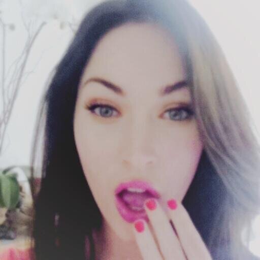» i'm in love with chris. i just want to kiss him, touch him, feel him.. all night «