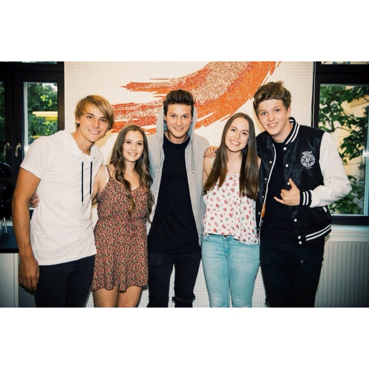 ☼ once I start to like a band from my own country they decide to live on the other side of the world ☼