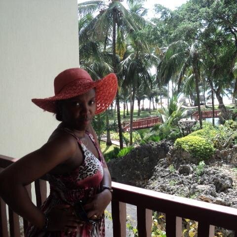 Cool, calm and collected. Loving wife, mother and sister. Loves fashion, music, fitness and good food.