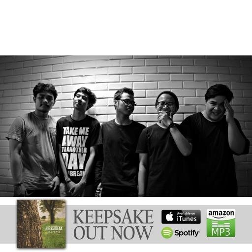 Pop Punk | Debut EP Album KEEPSAKE Out Now! https://t.co/Eywen1Cnal | CP : +628998962135 / abbiyuarsyah@gmail.com