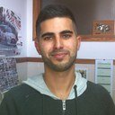 Informatico ,ludopata ,fumador ,antipatico borde.¿me vendo bien ? te quieres casar conmigo jajajajja