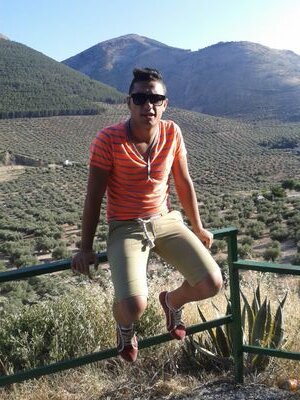 christianL29's profile picture. en busca de la felicidad perdida