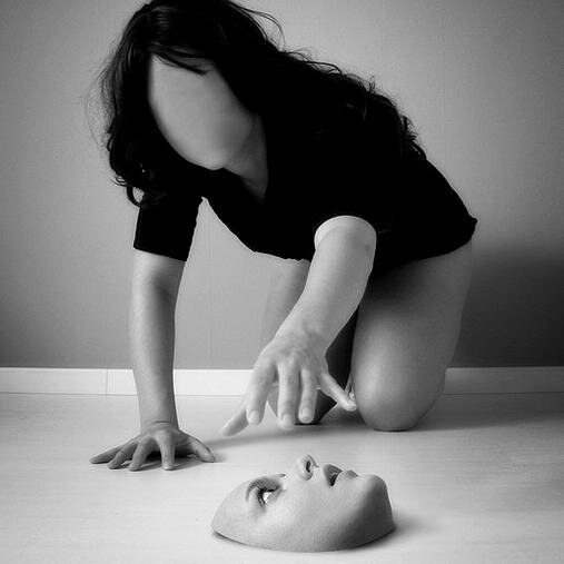 Ffantasmino's profile picture. сангвиник, лингвиста со многу амбиции.