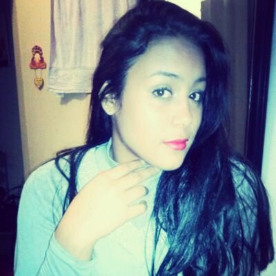 “Estou naqueles momentos silenciosos em que pouca coisa parece fazer sentido.”
