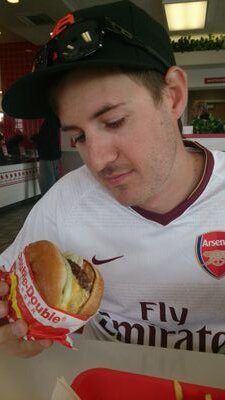 pmaz10's profile picture. 