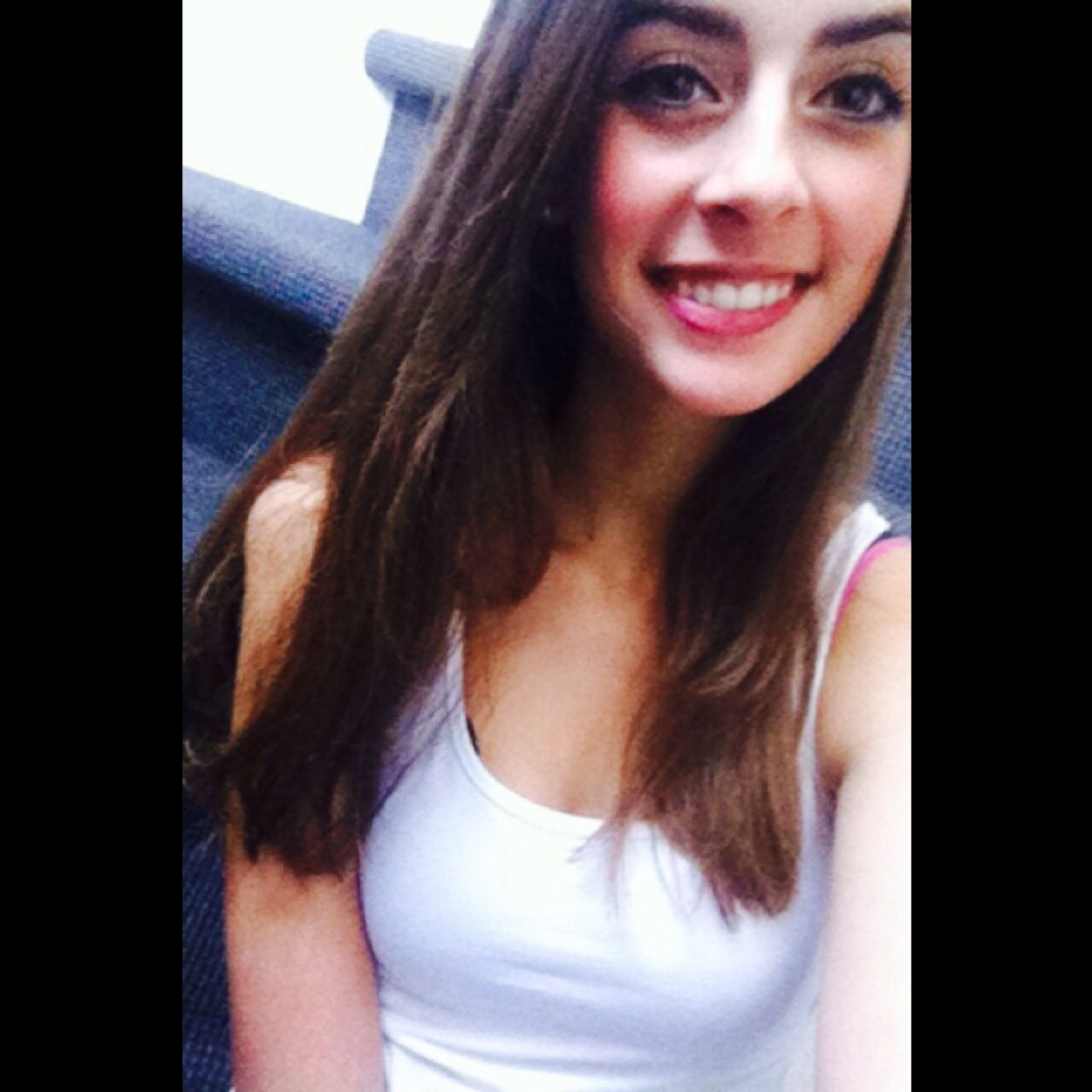 17 ~ hiphop ~ love to party ~ 5vwo ~ don't worry, be happy ✌