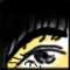 東の関西人。バルケッタ（オレンジ）と一緒にやってきました。おともはiPhone。辞書をたくさん詰め込んであるのが自慢。