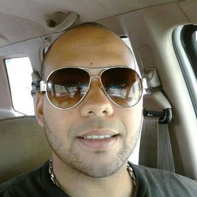 Un tipo q le gusta vacilar, y buscar siempre retos q me hagan sentir bien.