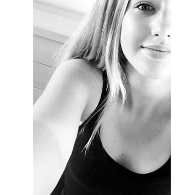 kusskimm_'s profile picture. 