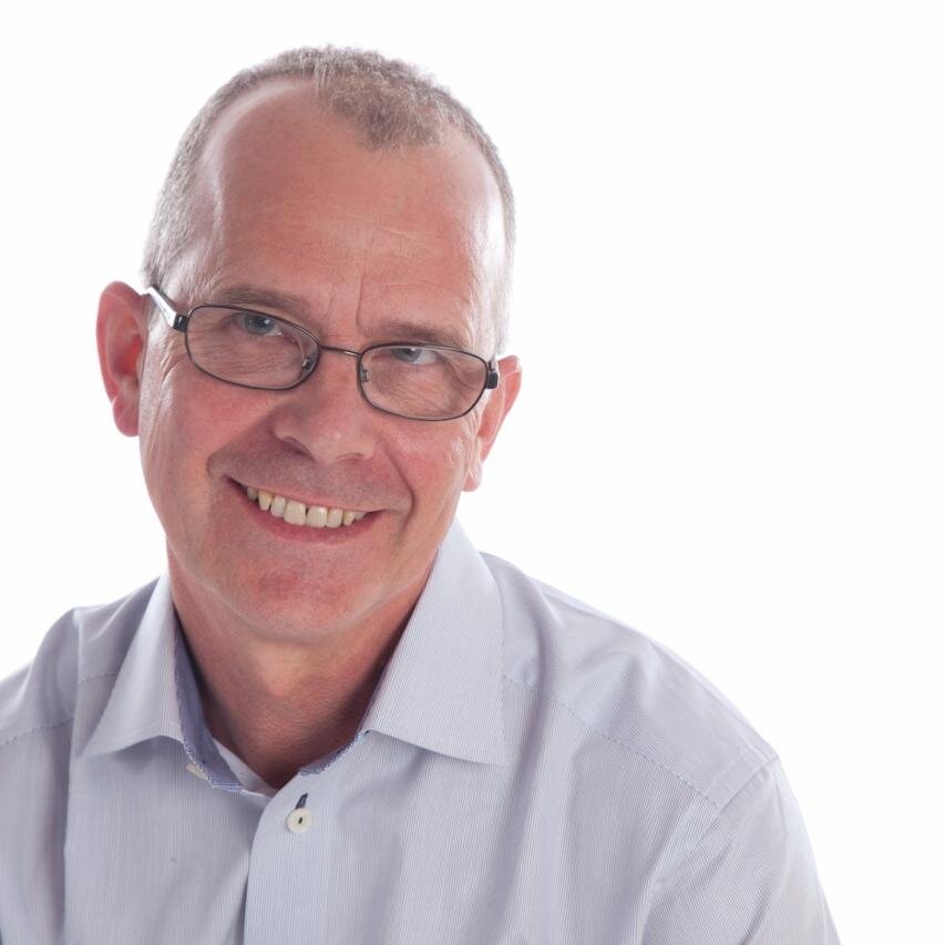 Happily retired journalist & author of '8 Qualities of Successful School Leaders: the Desert Island Challenge' (Bloomsbury). Tennis fan.