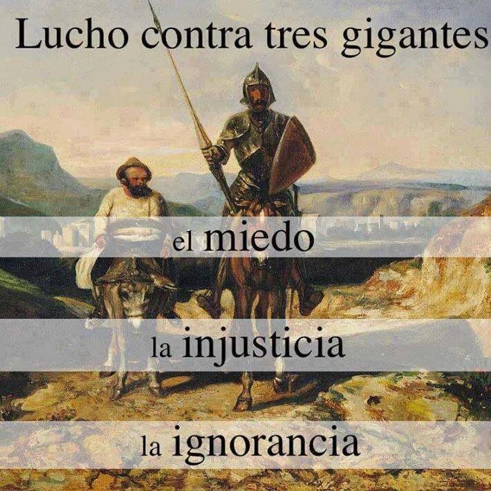 Madre y abuela feliz, luchadora y trabajadora, Manualista y Diseñadora de Bisutería. 100% Demócrata y repudio el Castro Comunismo.
