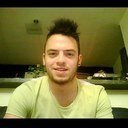 BenoistAlex's profile picture. Elle me casse le cerveau, je crois bien qu'elle est folle Elle doute de B.2.O, sans cesse elle check mon téléphone