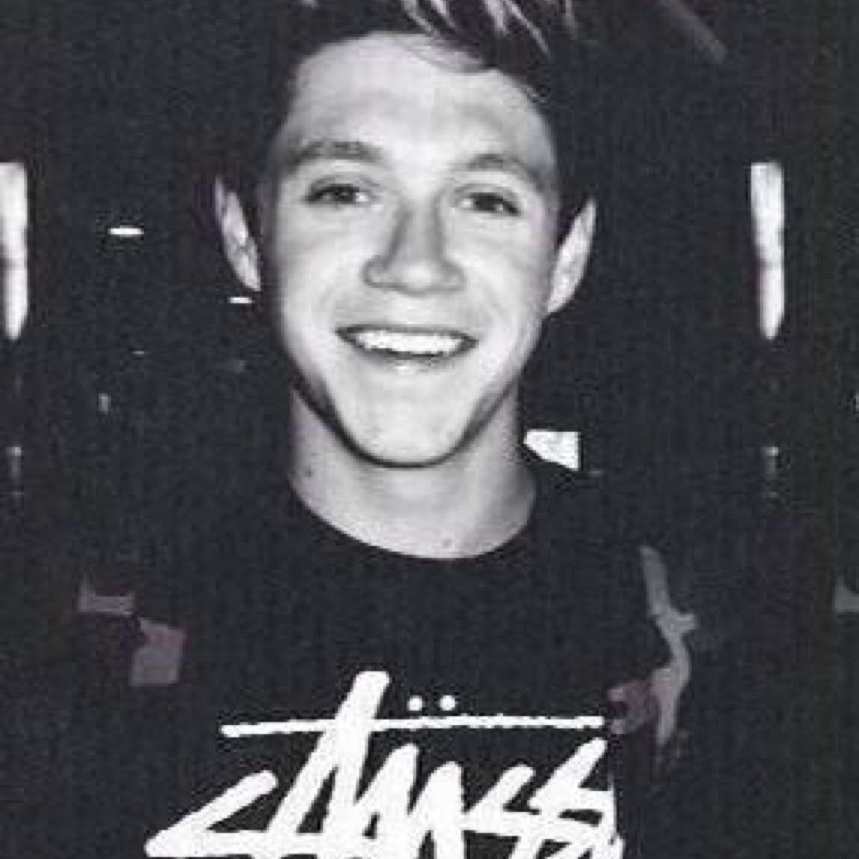 i dont unfollow so no worries! just check out my account please(: