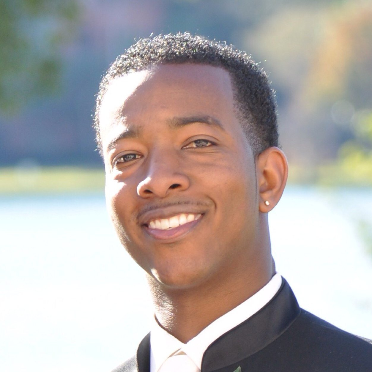 Corey Jones (cajones0719) Twitter