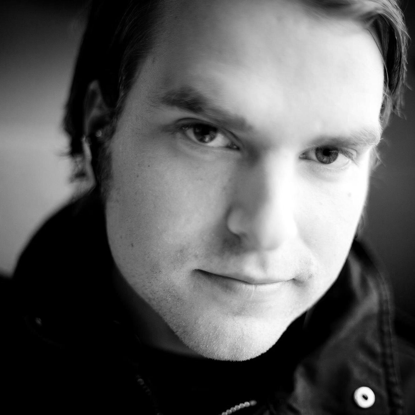Mobile game developer, 3D-graphics and Design.