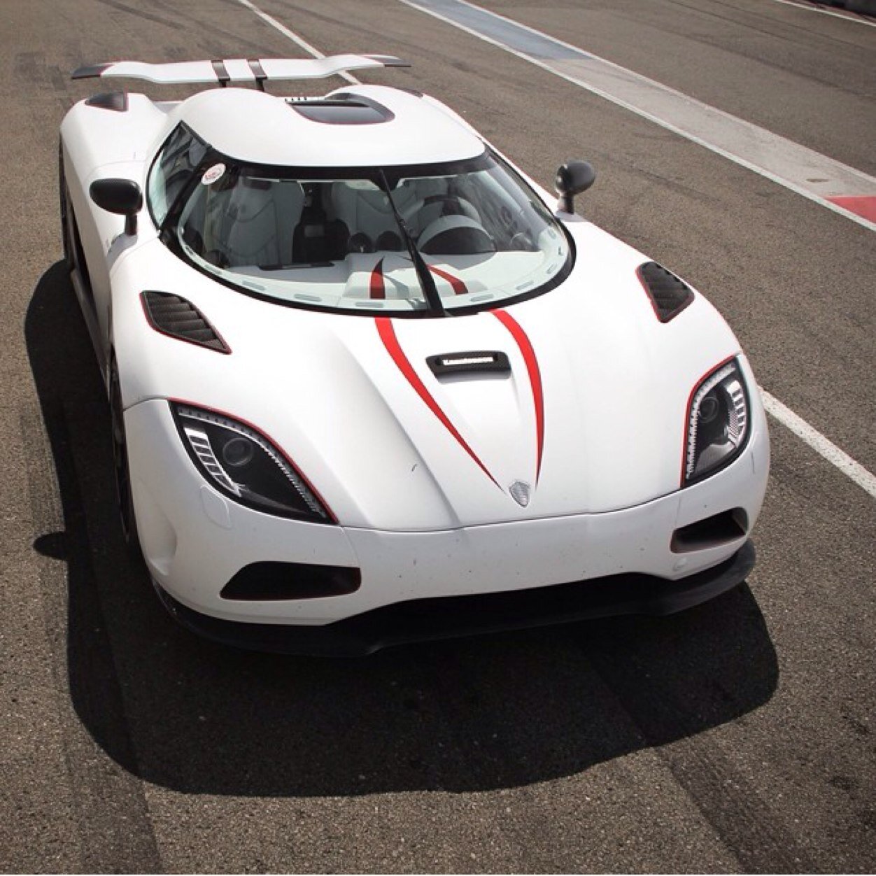 Posting pictures of Exotics and hypercars!
Follow us on Instagram @unlimited_hypercars!