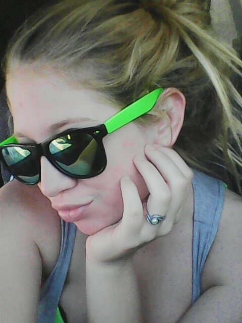 im mel and im electric.
