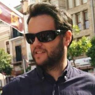 Periodista deportivo en @ElDesmarque. Licenciado en Periodismo y en Publicidad y RRPP. @eldesmarque_sfc y @eldesmarque_rbb
Almeriense