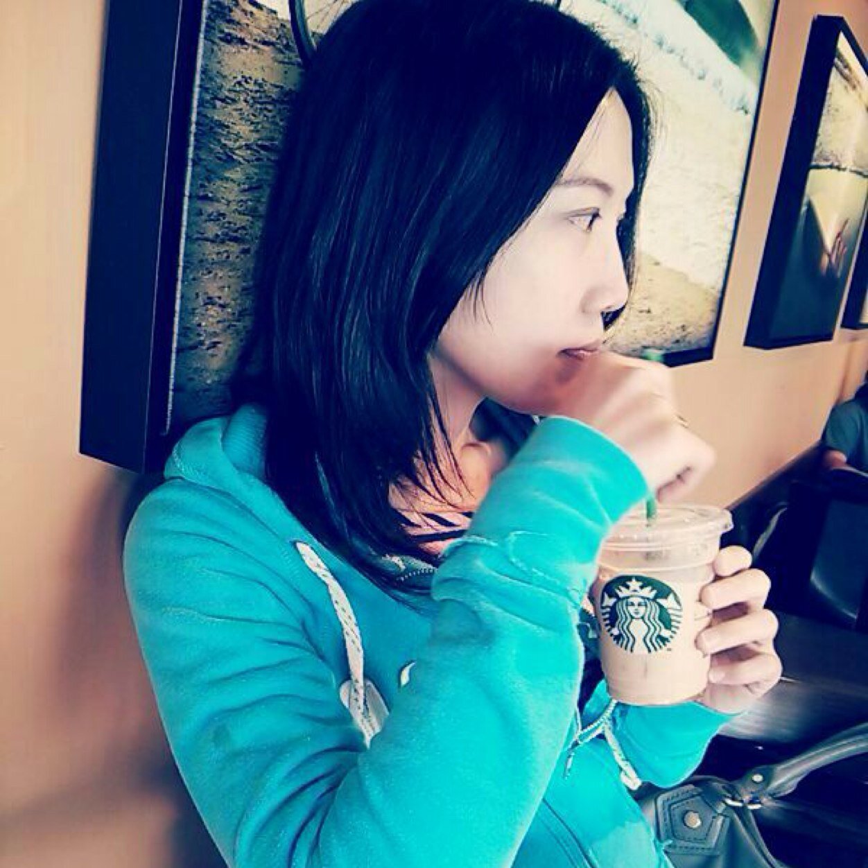 thelilypiano's profile picture. 