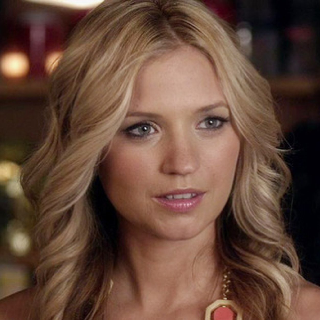 RedCoatBitchh's profile picture. Cece here. Alison is my bestie. The original red coat. #DeadlyLiars @CalebRP_ is mine . RP