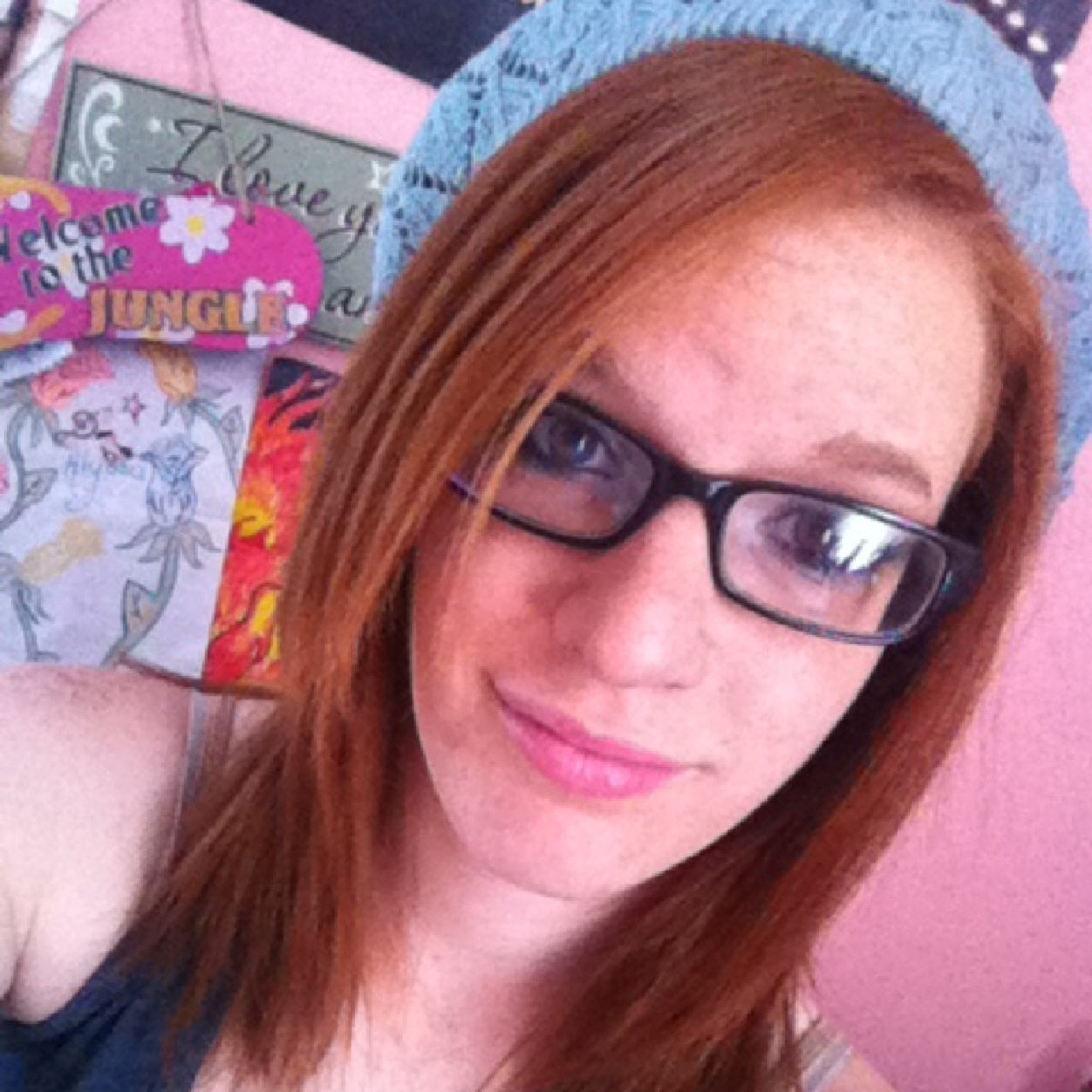 17  ginger enjoy riding and hanging out w friendshave the most amazing bf ever!✌ need to know more follow my tweets✌