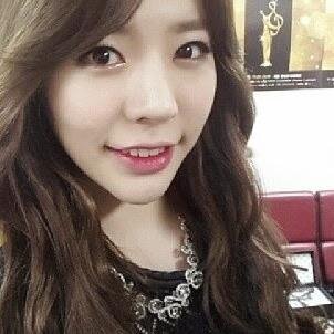 소녀시대 (Girls' Generation)  nickname : cute sunny & sun kyu (1998)