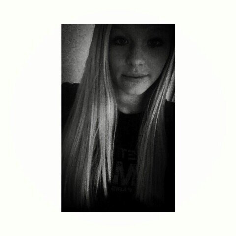 hvj x m. / je bent me aller liefste scatje loveyou xx no / schatje, word super jaar x je sister ♡