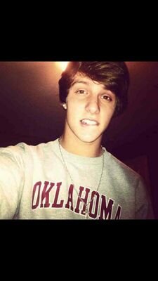 AveryDannyavery's profile picture. 