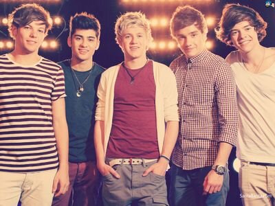 #Derectioner Russia is waiting for @onedirection ! Hello, we are One Direction!    Real me - @HoraSheera #ДИРЕКШИОНЕРФОЛЛОВЬДИРЕКШИОНЕРА