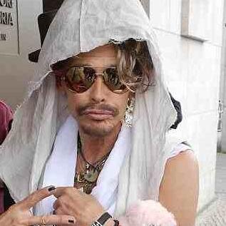 Website dedicated to The Demon of Screamin aka Steven Tyler the legendary Aerosmith frontman and former American Idol judge, by the fans for the fans