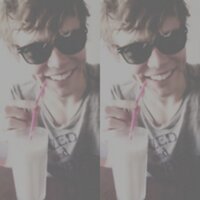 ashton(@ashtonrpgash) 's Twitter Profile Photo