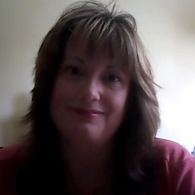 Profile Picture of Alice White-Kaminski (@LifewithMG) on Twitter