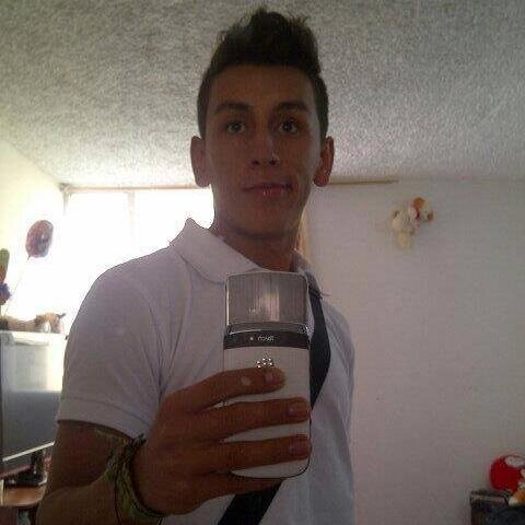 WhatApp:3208418822