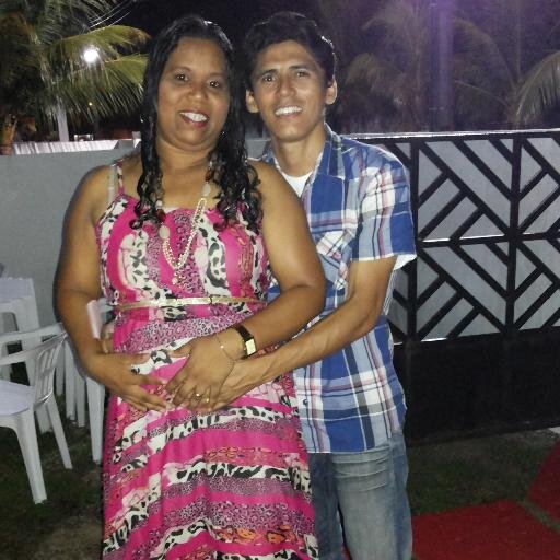 Esposa, mãe e adoradora daquele que nos amou primeiro que é meu Senhor e salvador...JESUS!