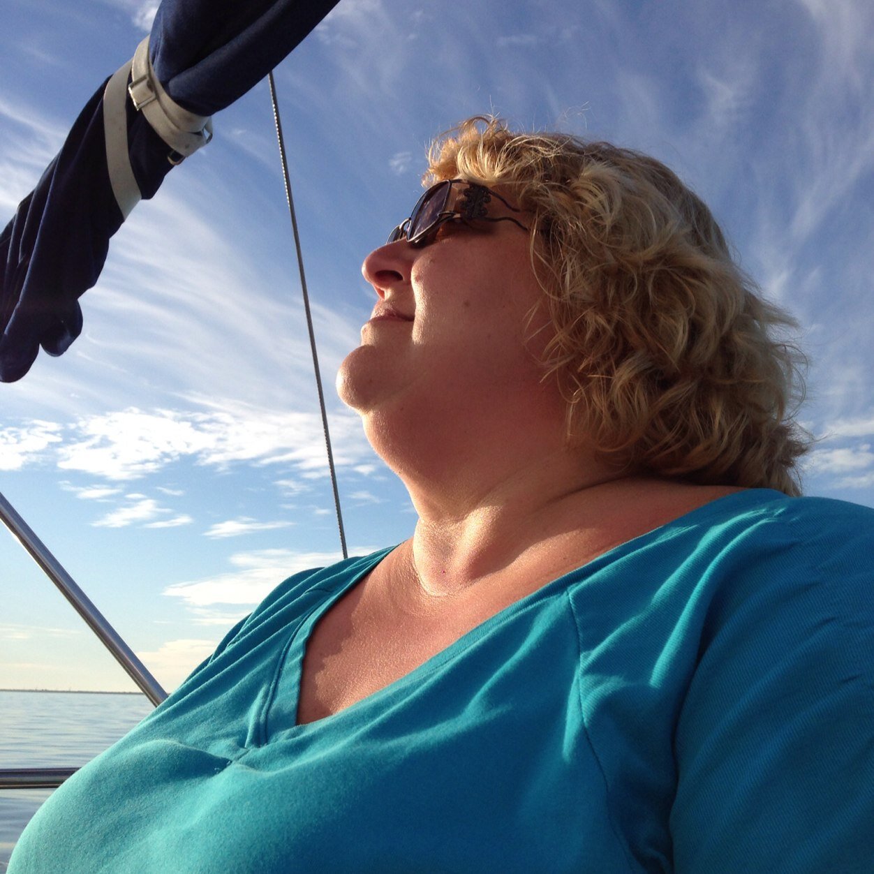 Lisafaz's profile picture. Benevolent dictator of all I survey. But that isn't much, because I'm nearsighted.