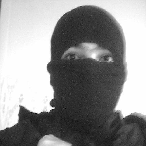 Retribua! Compartilhe essa idéia!👍
Pai, horticultor, poeta, Professor pós-graduado em metodologia de História e ensino de História Africana, Anarquista, Social