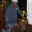 Ingeniero petrolero... sabe... de todo un poco pero nada en especifico... comentarios ácidamente crudos!!