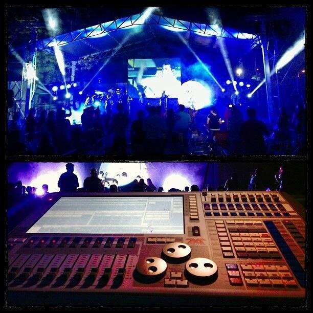 La empresa Ciberlight ofrece pantallas led de calidad superior en cualquier proyecto audiovisual especialmente en centros comerciales,conciertos,etc. 3124555391