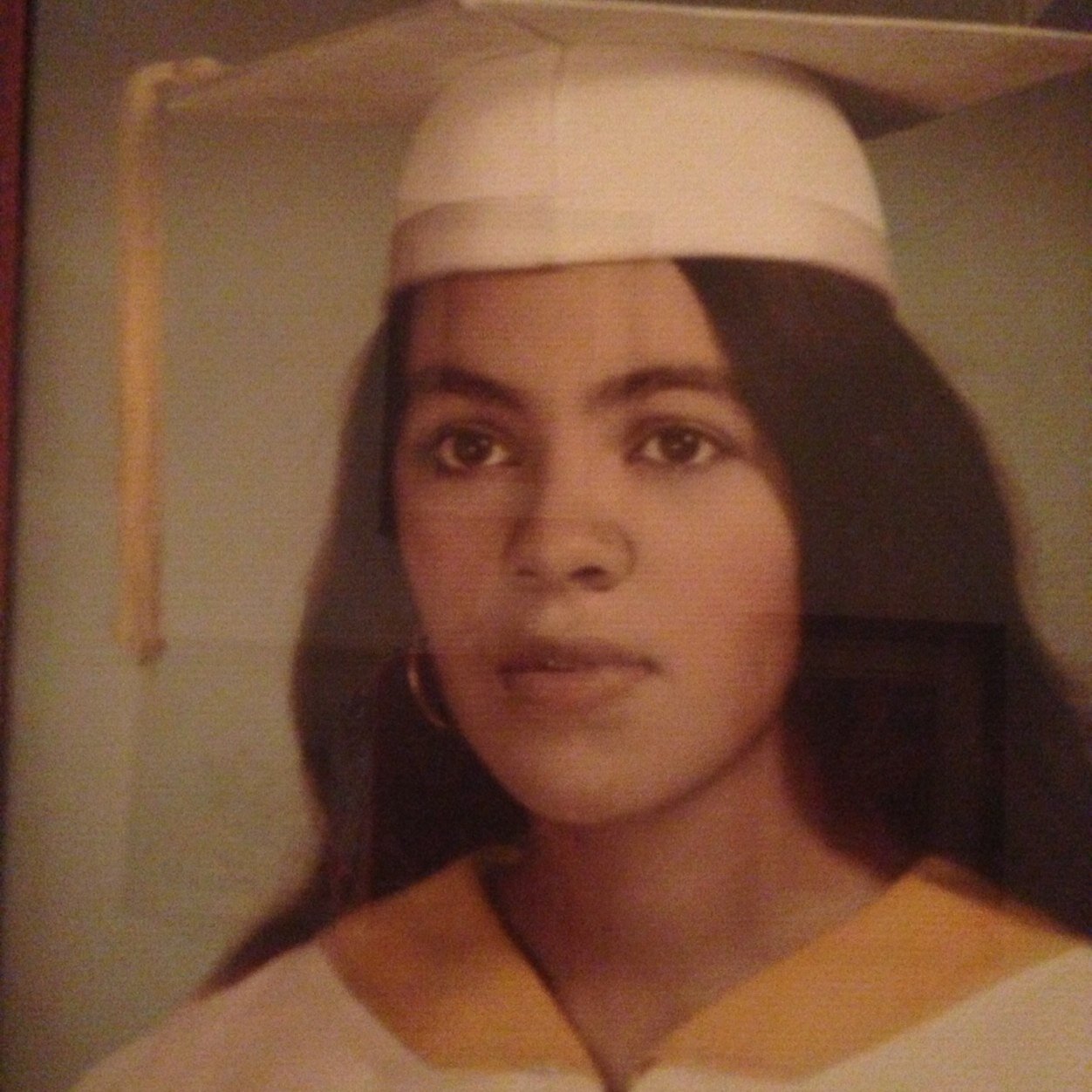 I 'm 60, married, a mom of 2 daughters which are educators and grandma of 4. I love to help others, love nature and believe that we are all 1.