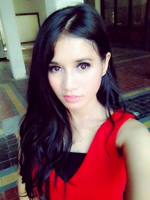 Entertainer MC,Shoot, and Photoshoot..and Coming soon for My Hits Single ya :-)Luv You All..MuaaacHhhhhh...