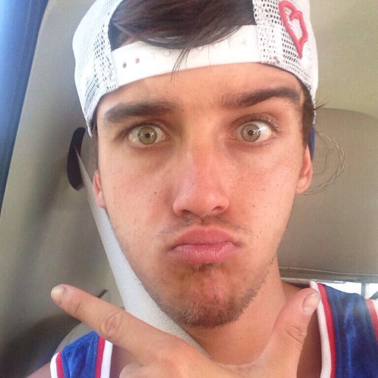 please don't give up on your Beau follow, he will follow you one day, I promise. Click the link for a dm to him