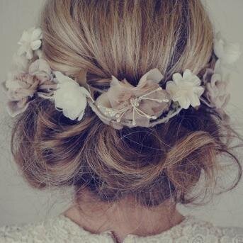 Hairstyles and hair accessories. Get in touch at social@zoombe.com