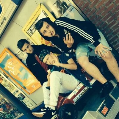 kadaverdijkstra's profile picture. snapp:arthurrdijkstra   INSTA:arthurdijkstra   TUIGVANDERICHEL $ TGOD    Mr.Polska    Yellow Claw    Boaz vd Beats    Ronnie Flex    Hardcore  ♡ ♥