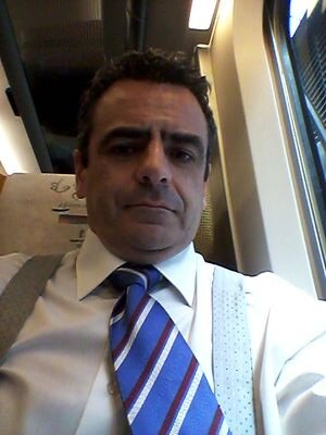 recio_juanm's profile picture. Amar es darle la posibilidad a alguien de que su vida nos duela.
Por un mundo mejor.