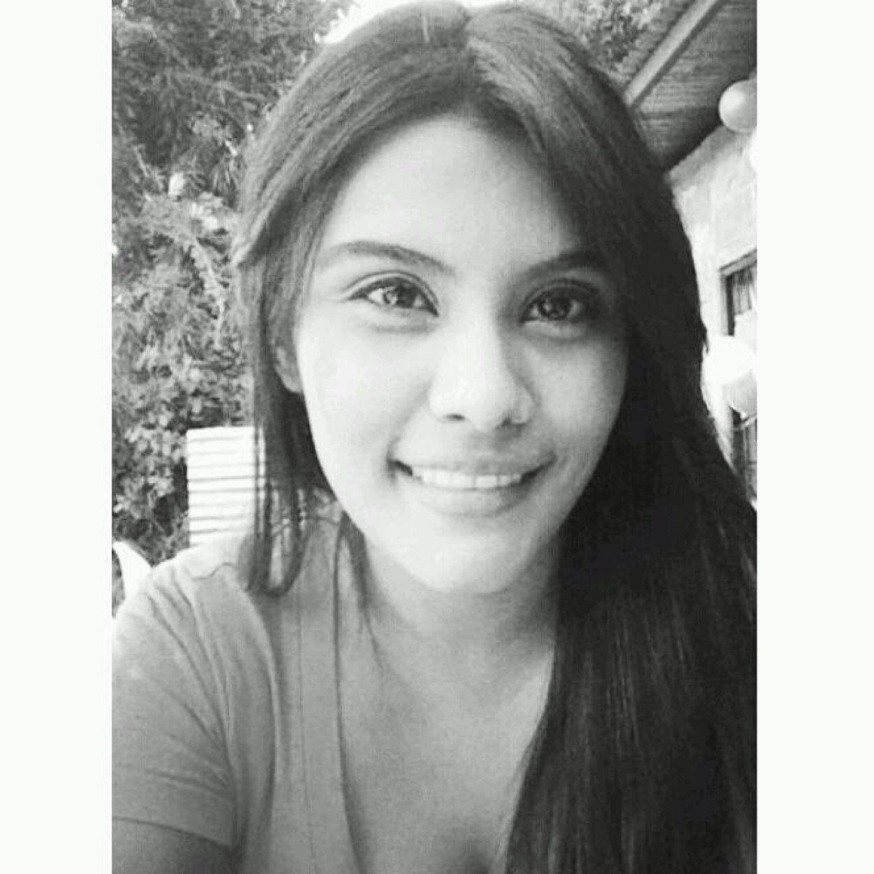 God is love... Nicaraguan/ single/ 21years