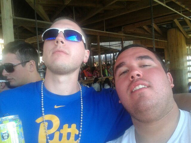 SullBistro's profile picture. 