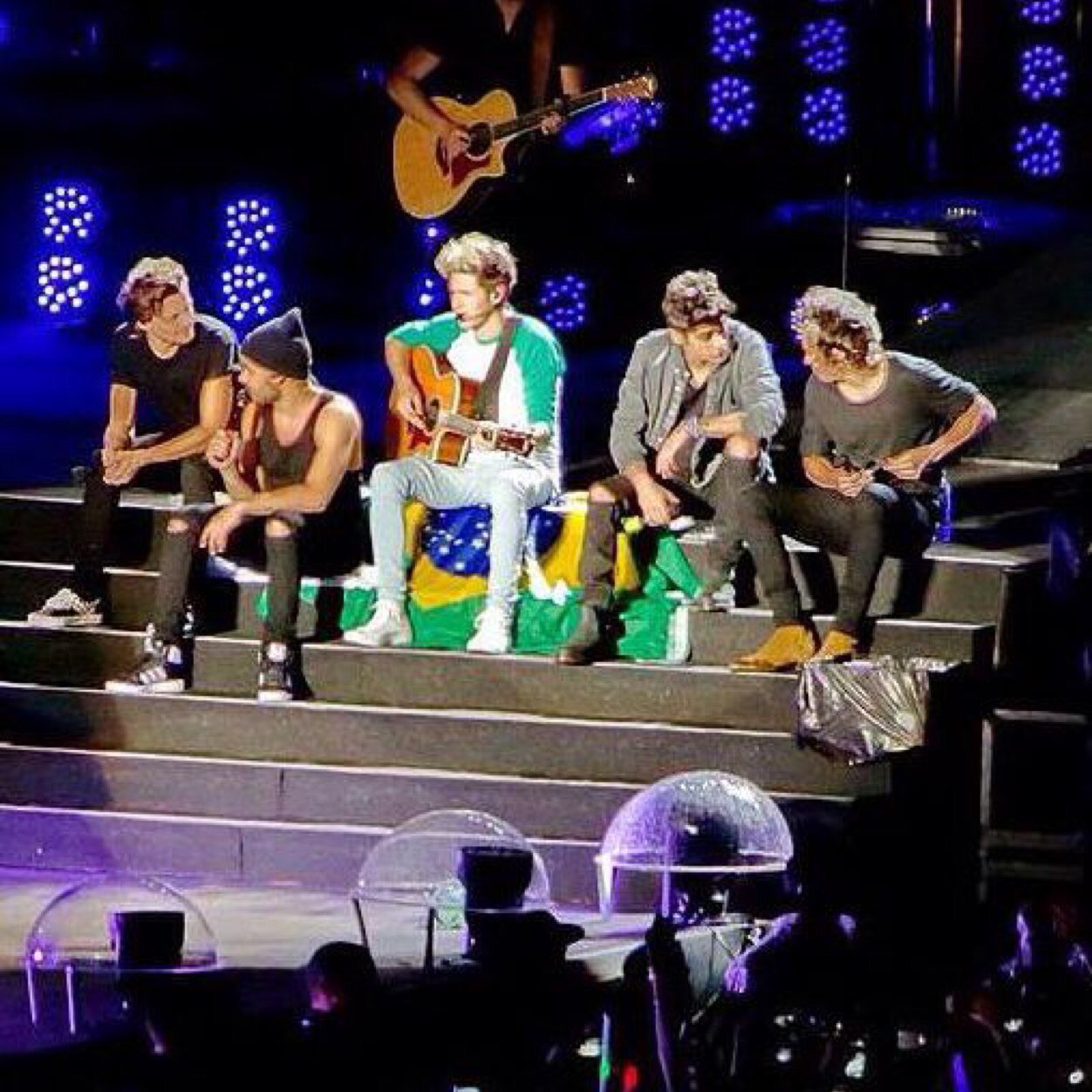 gabiroba11's profile picture. SOU BRASILEIRA... COM O ❤️BRITANICO  E ALMA DE IRLANDESA !!! I LOVE ONE DIRECTION !!! FOREVER AND ALWAYS❤️❤️